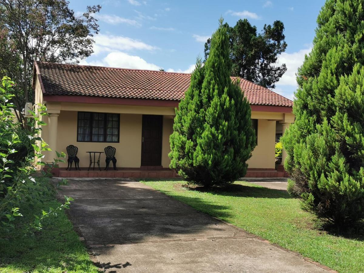 Floreat Riverside Lodge And Spa Sabie Exterior photo